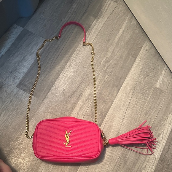Yves Saint Laurent Handbags - Yves Saint Laurent Fuchsia Crossbody Bag with Gold Chain